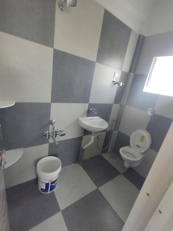 Matoshree Guesthouse Akalkot Extérieur photo