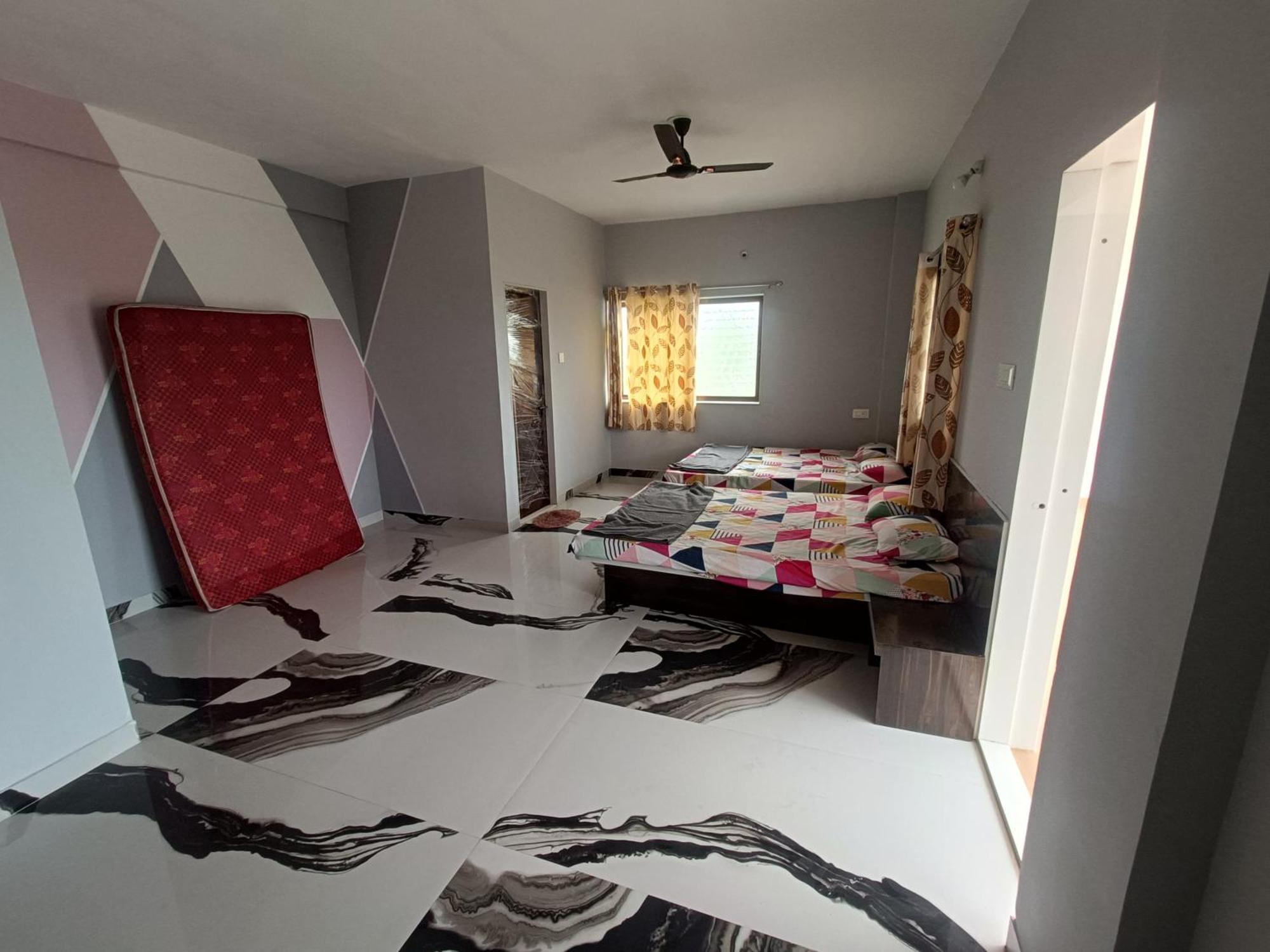 Matoshree Guesthouse Akalkot Extérieur photo